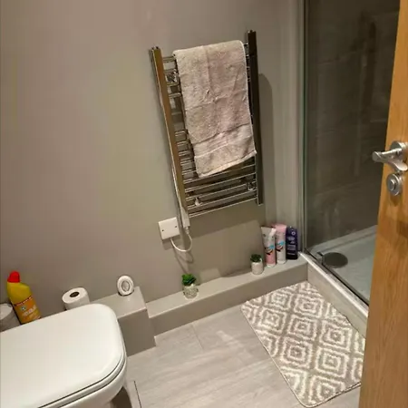 Homely One Bedroom Apartment, Centre * Leeds (West Yorkshire)